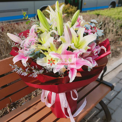 晋中8支多头百合，万事如意喜上加喜